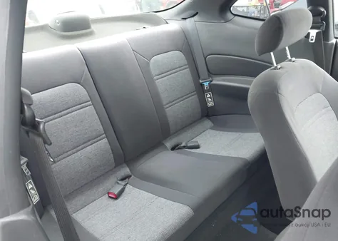 2002 Ford Escort Zx2 z USA, uszkodzony, nr VIN 3FAFP11322R177467